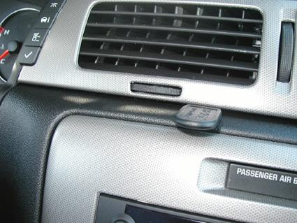 Chevrolet Impala 06-13, Zentriert