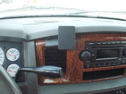 Dodge Ram Pick Up 06-08, Zentriert