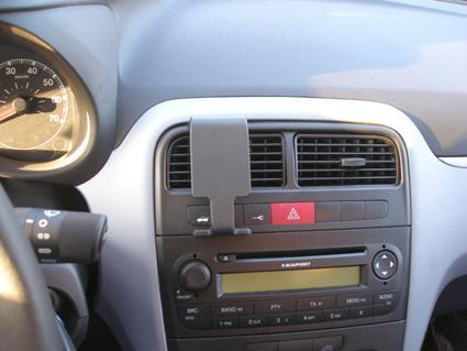 Fiat Punto Grande 06-13, Zentriert