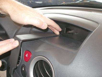 Citroen C2/C3 06-09, Zentriert