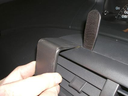 Daihatsu Materia 07-13, Zentriert