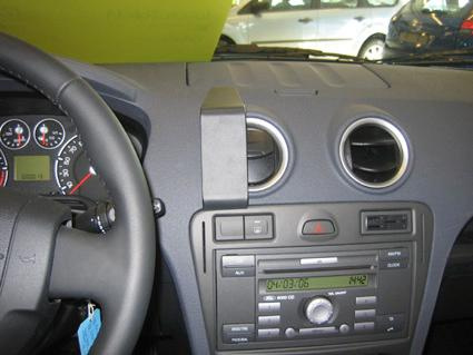 Ford Fusion 06-12, Zentriert