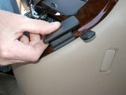 Kia Carnival 06-11, Winklig