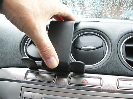 Ford Galaxy 07-14, Zentriert