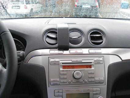 Ford Galaxy 07-14, Zentriert