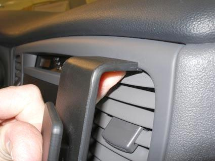 Kia Rio 06-11, Angled