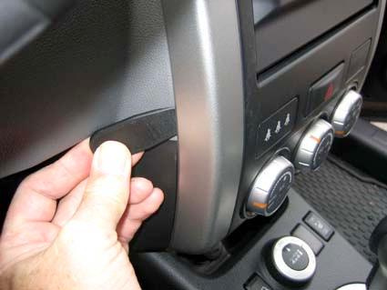 Nissan X-Trail 08-13, Zentriert