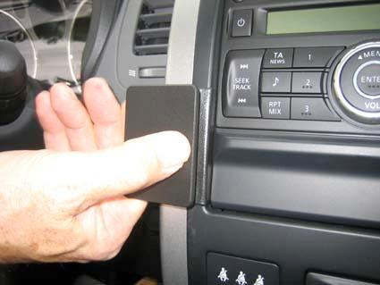 Nissan X-Trail 08-13, Zentriert
