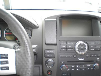 Nissan Pathfinder 10-12, Zentriert