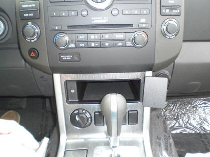 Nissan Pathfinder 10-12, Abgewinkelt