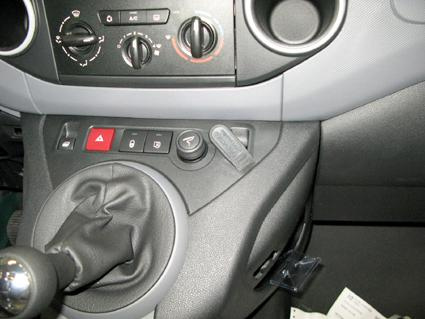 Citroen Berlingo Family 08-15, Abgewinkelt, Niedrig, Manuell