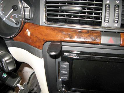Skoda Superb 09-05, Zentriert