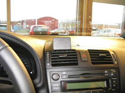 Toyota Avensis 09-15, Zentriert