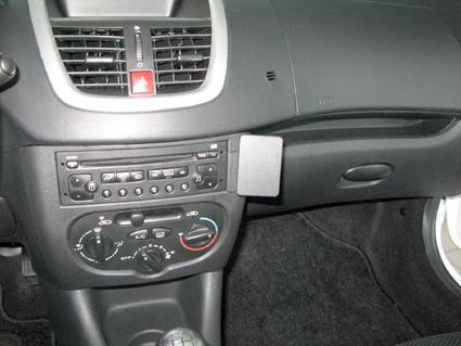 Peugeot 206+ 09-13, angewinkelt