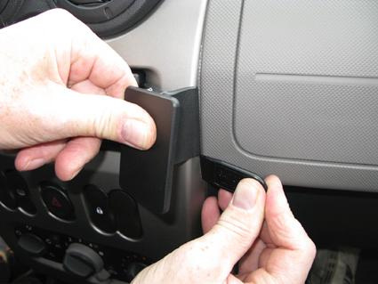 Dacia Duster 10-13/Logan 09-13, Gewinkelt