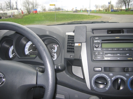 Brodit ProClip, Toyota HiLux 10-11
