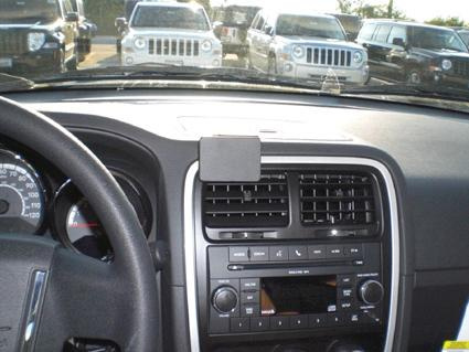 Dodge Caliber 10-12, Zentriert