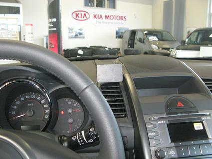 Kia Soul 10-13, zentriert