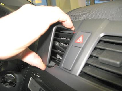 Suzuki SX4 11-15, zentriert