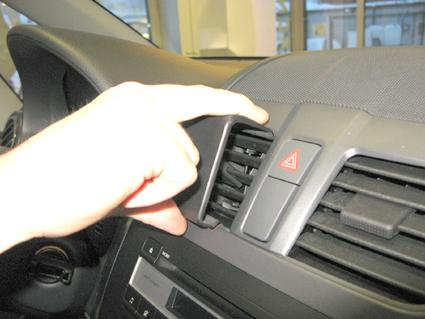 Suzuki SX4 11-15, zentriert