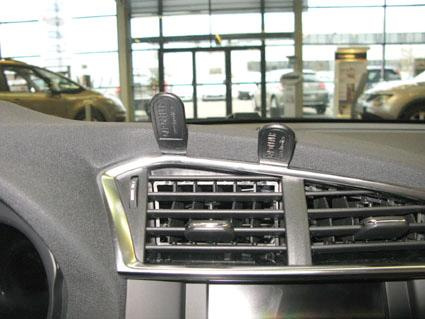 Citroen C4 II 11-15, zentriert