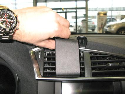 Citroen C4 II 11-15, zentriert