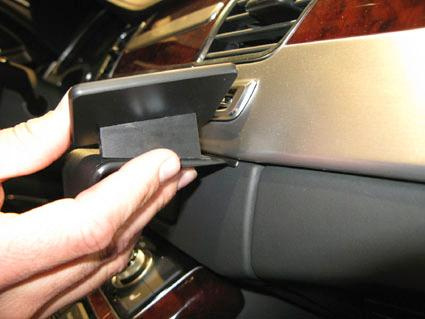 ProClip Montagehalterung Audi A8 11-15, angewinkelt