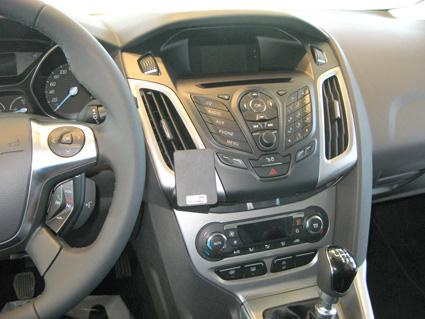 Ford Focus 11-15, zentriert
