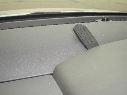 Nissan Pathfinder 10-12, Mitte