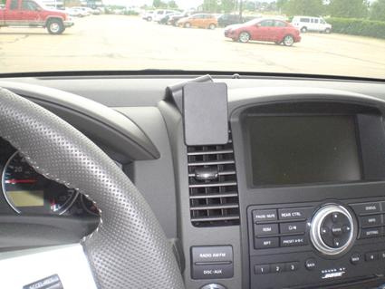 Nissan Pathfinder 10-12, Mitte