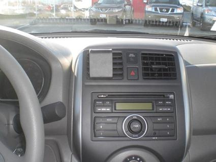 Nissan Tiida/Tiida Latio 12-15, Zentriert