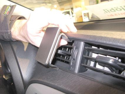 Toyota Yaris 12-14, Zentriert