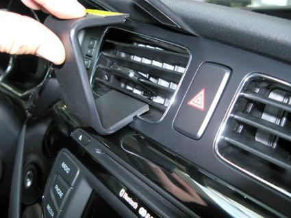 Kia Ceed 12-15, Zentriert