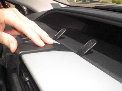 ProClip Montagehalterung Toyota Prius c 12-15, Zentriert