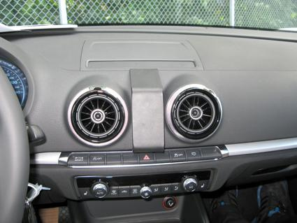 Audi A3 13-15, Mitte
