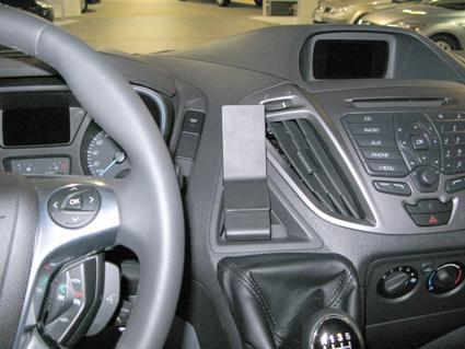 Ford Transit 14-15, zentriert