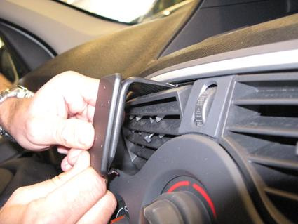 ProClip-Montagehalterung Renault Kangoo 13-15, zentriert