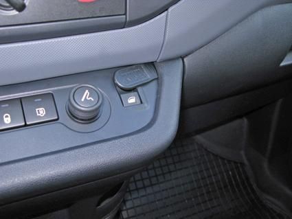 Citroen Berlingo Family 08-15, gewinkelt, niedrig, Automatik