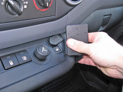 Citroen Berlingo Family 08-15, gewinkelt, niedrig, Automatik