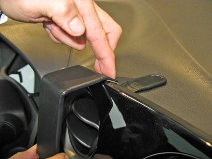 ProClip-Montagehalterung Nissan Note 13-15, zentriert