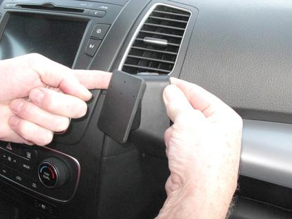 Kia Sorento 13-14, gewinkelt