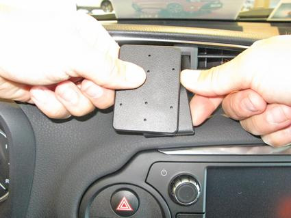 Toyota Yaris 15-, Zentriert
