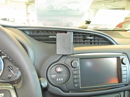Toyota Yaris 15-, Zentriert