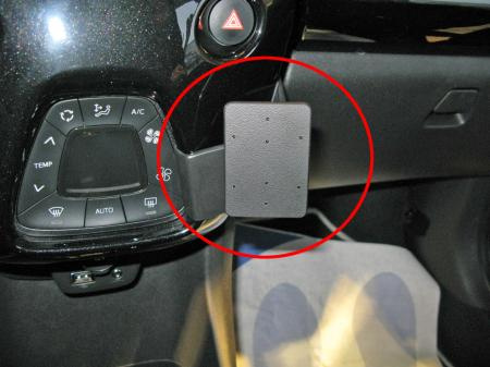 Toyota Aygo 14-15, Geneigt, Rechts