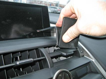 Brodit ProClip Montagehalterung Lexus NX Serie 15-15, Geneigt