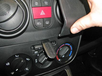 Fiat Fiorino 08-15, Zentriert