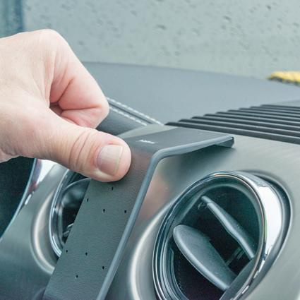 Brodit ProClip Montagehalterung Ford Mustang 15-15, Zentriert