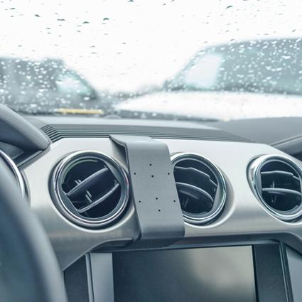Brodit ProClip Montagehalterung Ford Mustang 15-15, Zentriert