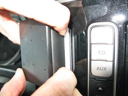 Brodit ProClip Montagehalterung Nissan NV200 15-15, Zentriert