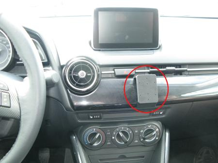 Brodit ProClip Montagehalterung Mazda 2 15-15, Zentriert